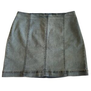 Wilde Fable denim skirt with stretch size 8